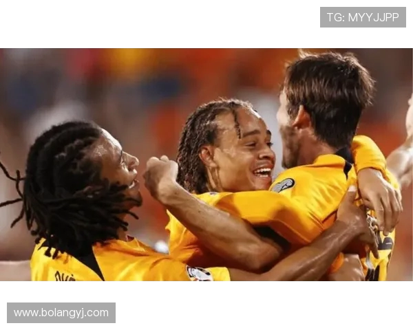 加克波的崛起之路：从青年才俊到足球巨星的华丽转身