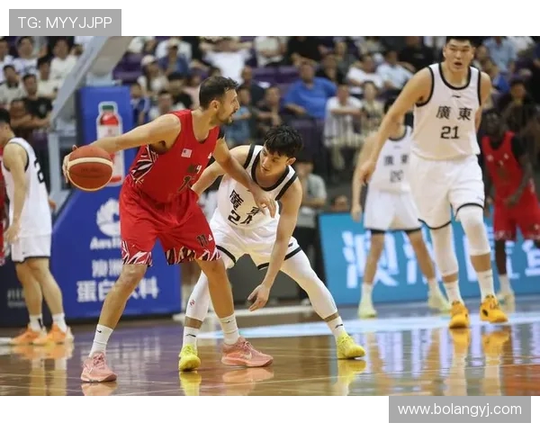 贺希宁:从篮球新星到职业生涯的辉煌转折与未来展望